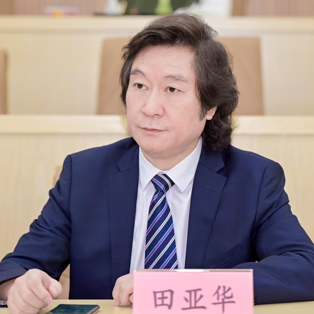 亚华热线