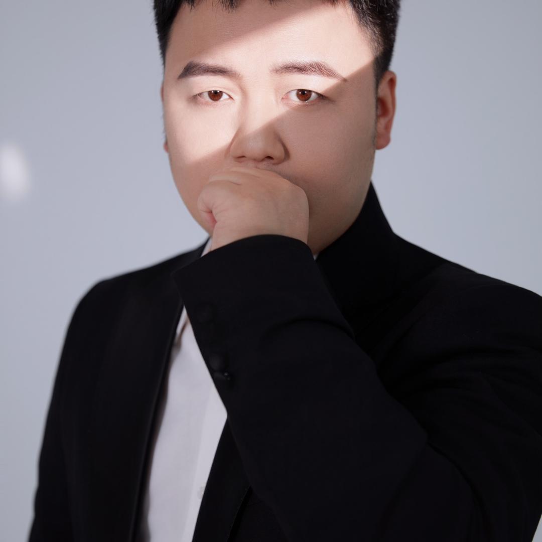 型沙龙。托尼老师