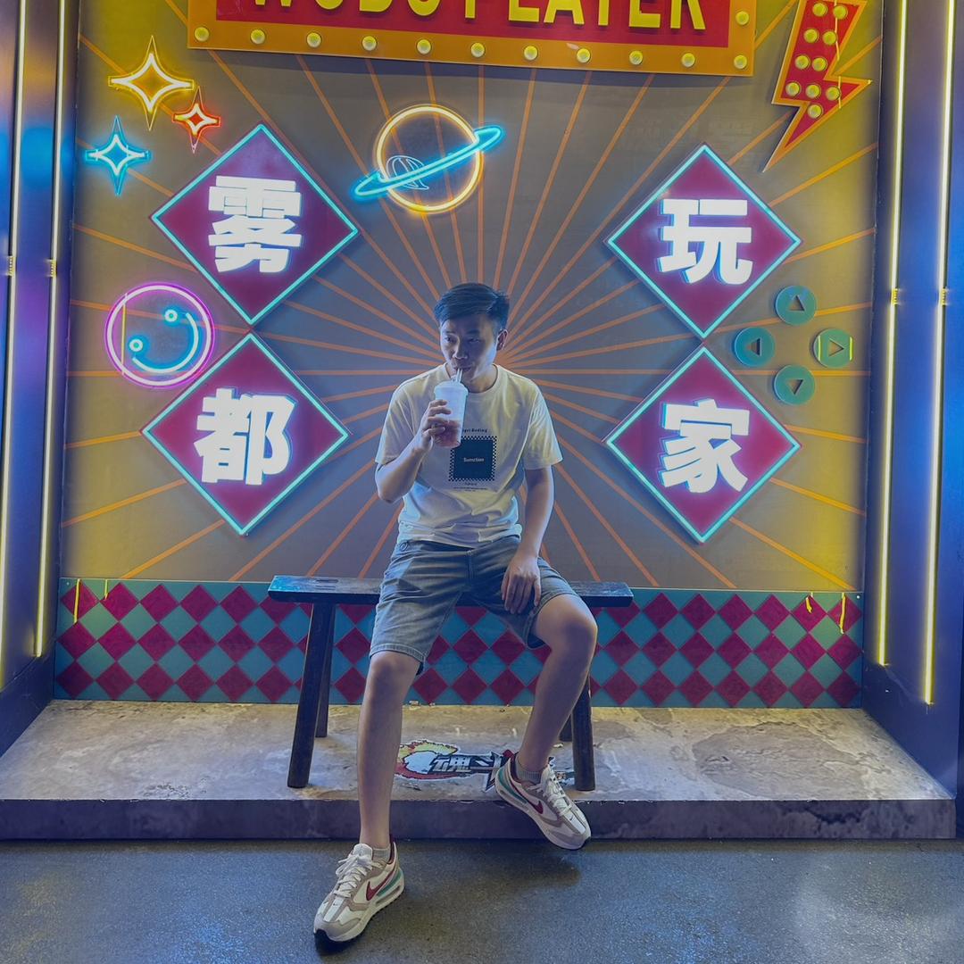 小成吖⁸¹⁹