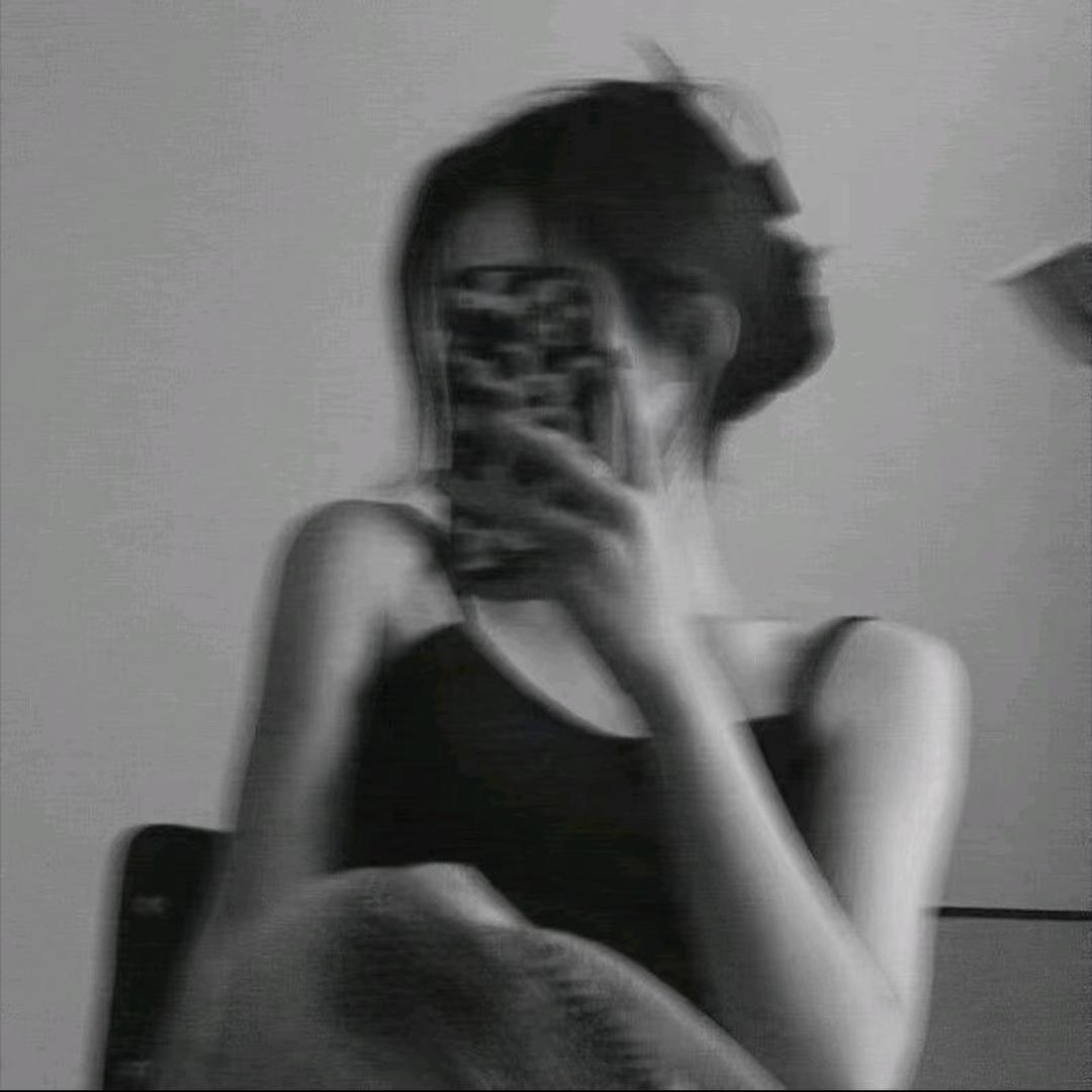 小困静～🎀