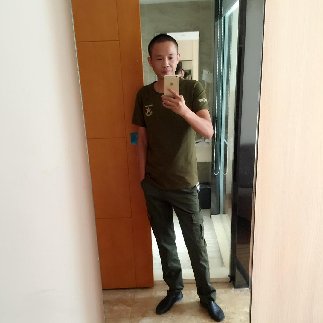 袁哥地摊团队