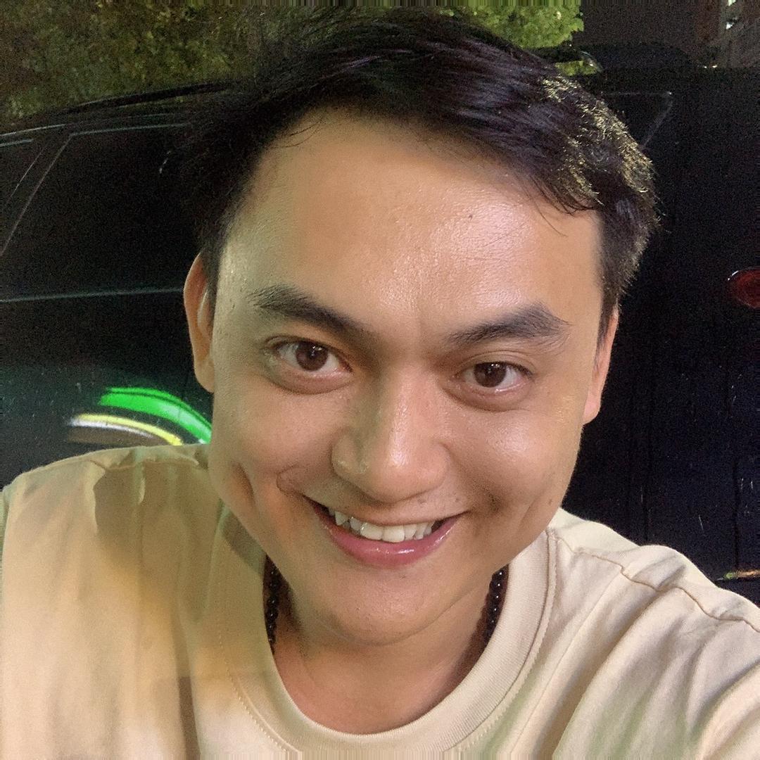 负翁在摆摊💋