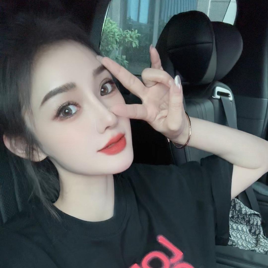 王曼曼