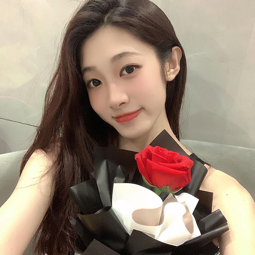 新金银家具-YaYa