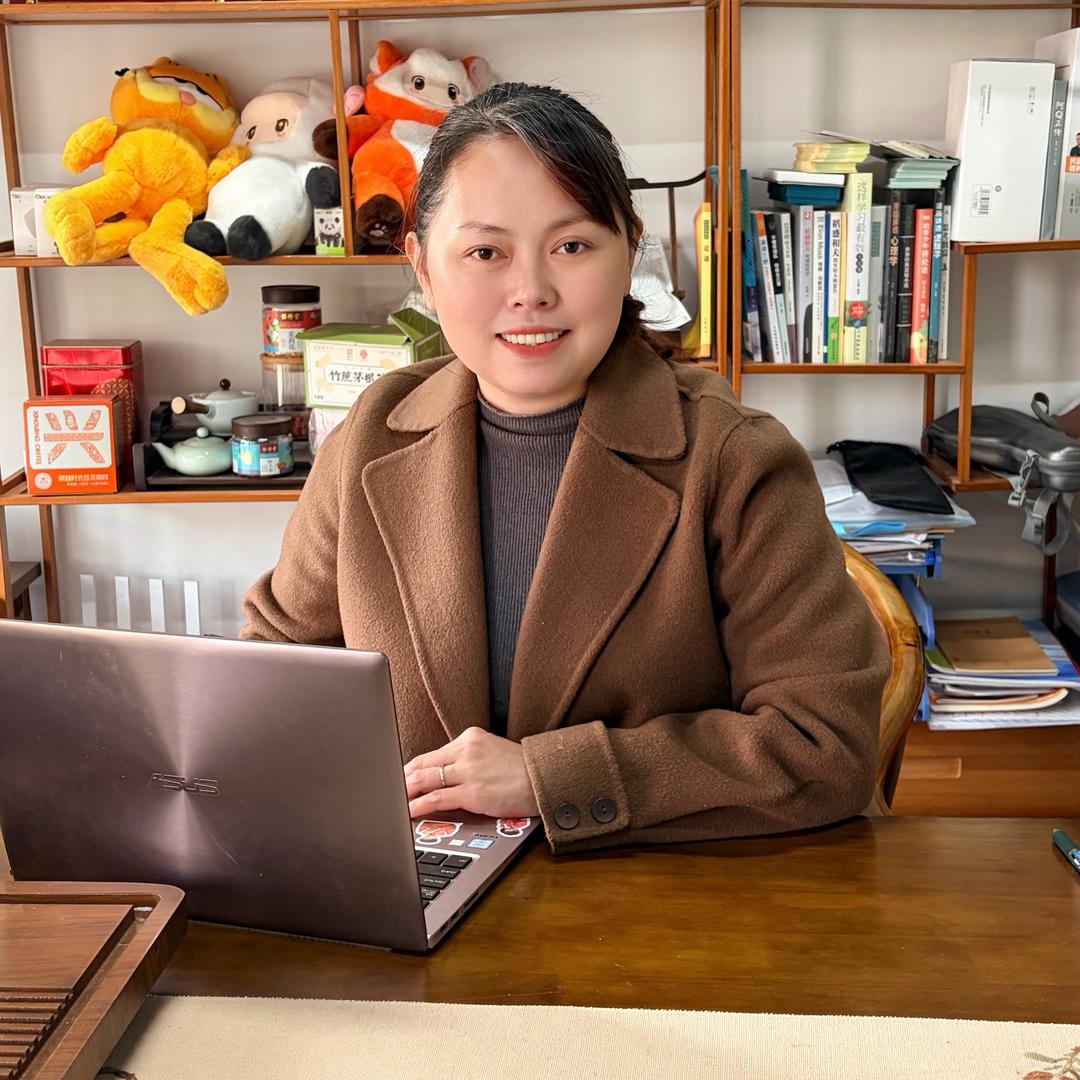 盘龙城升学陈老师