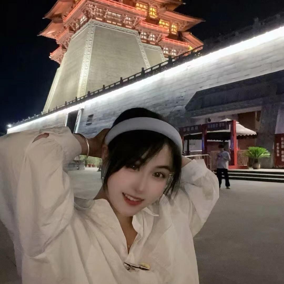 乐乐吃饱饱🍭