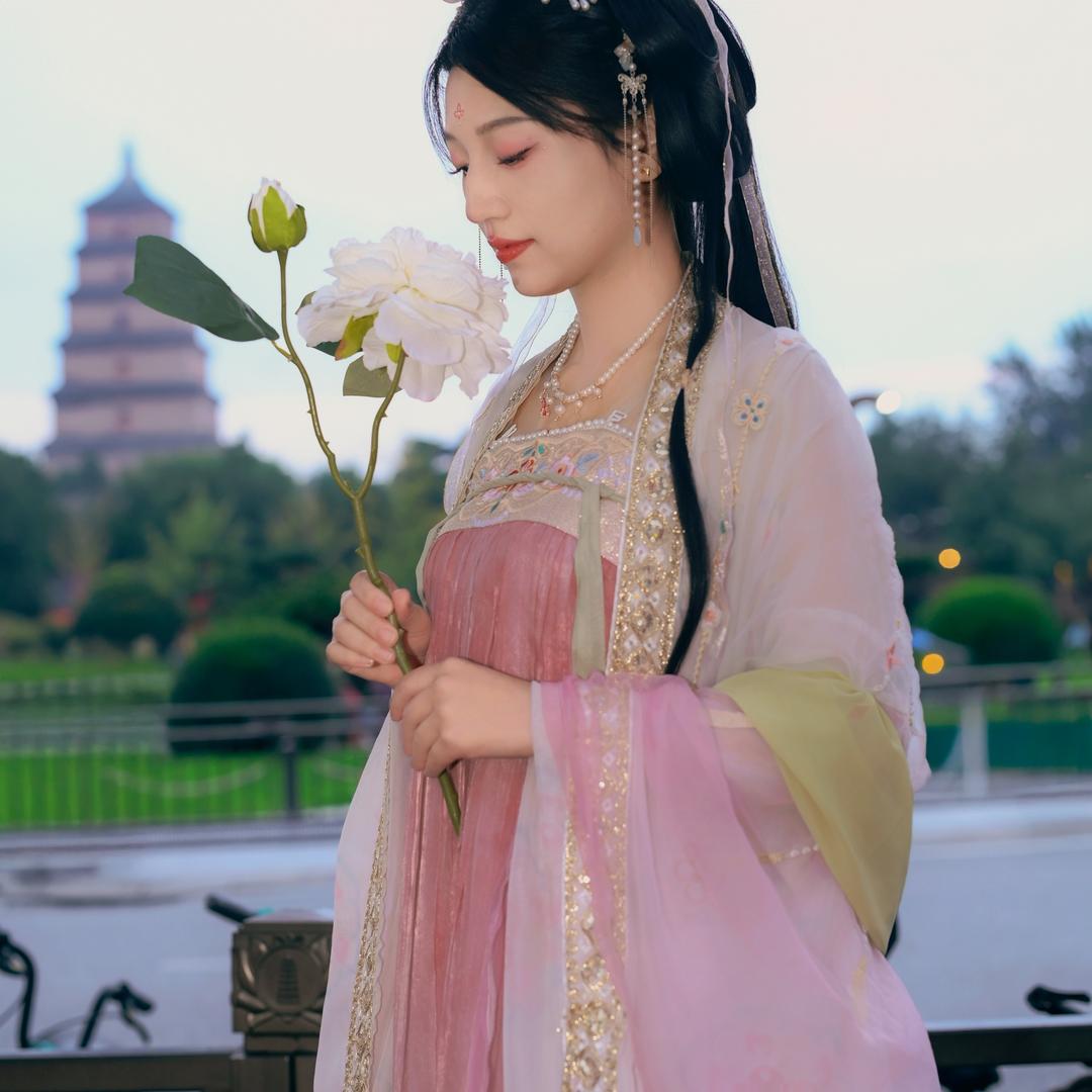 卓翼智航·兰兰