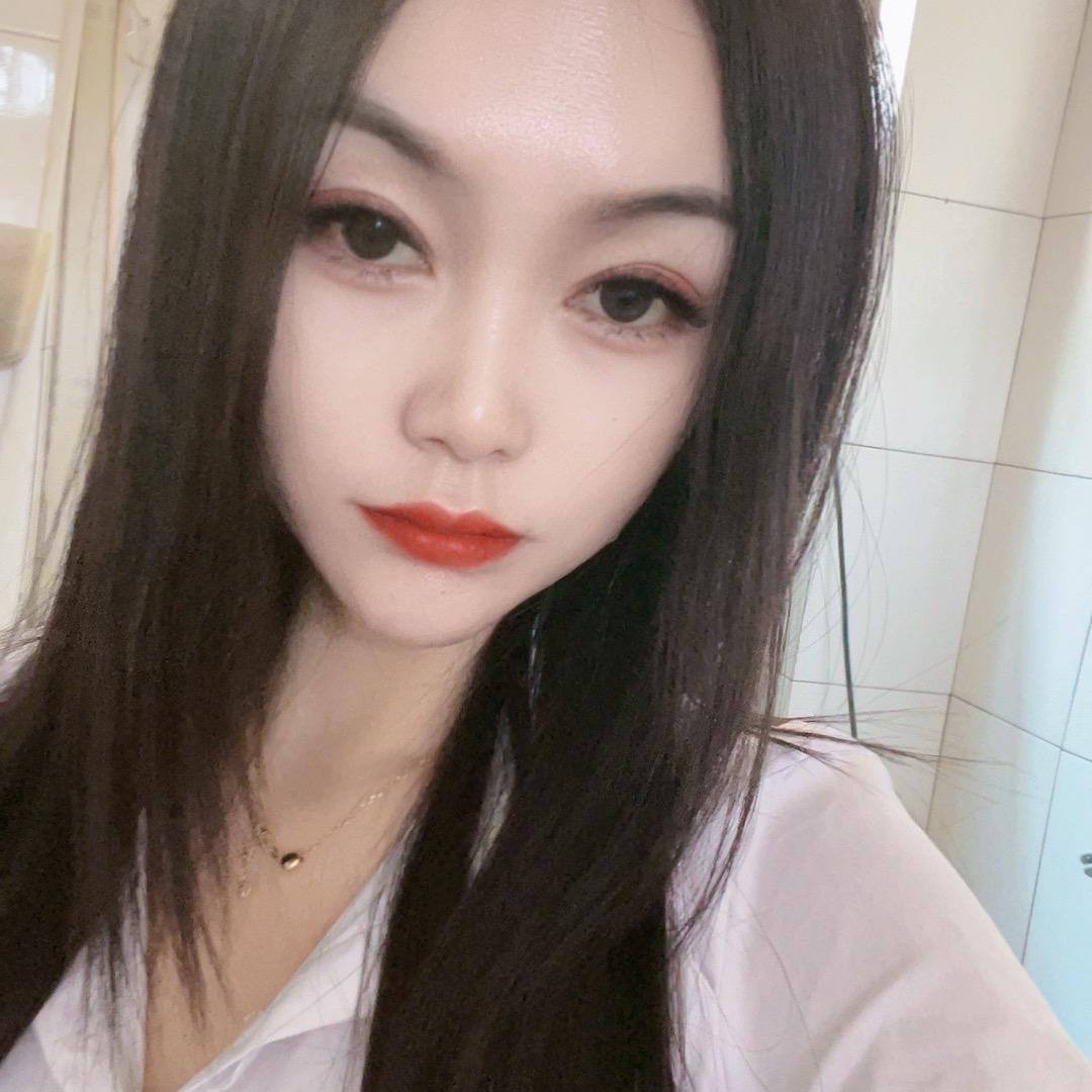 @莹