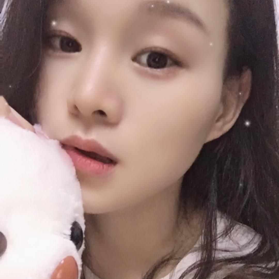 @奶黄包🙂