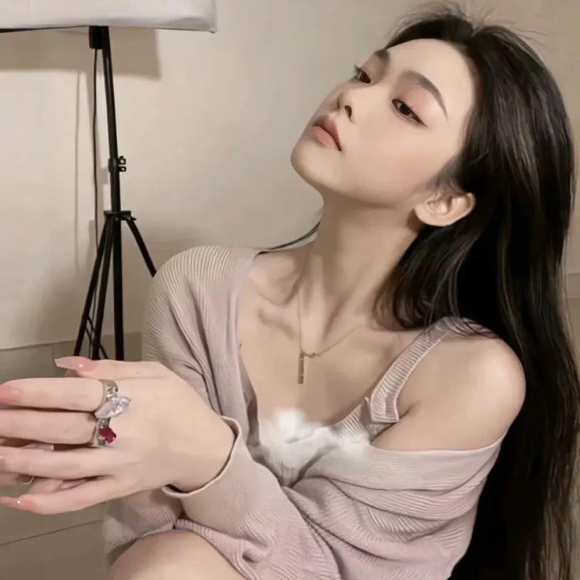 阿芳^O^