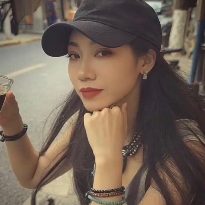 华建大酒店餐饮荣荣