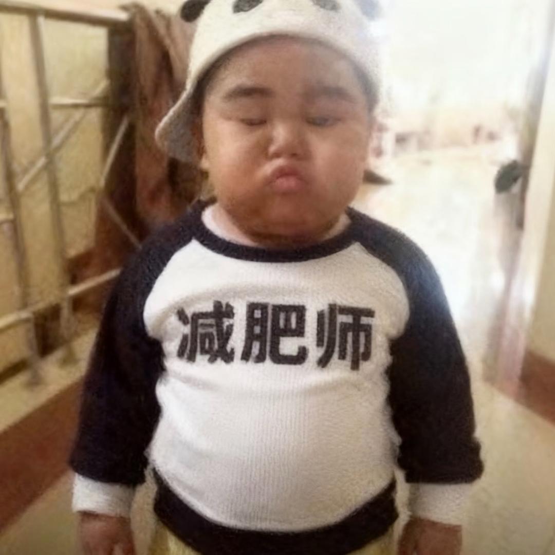 全世界都在针对萌萌的我