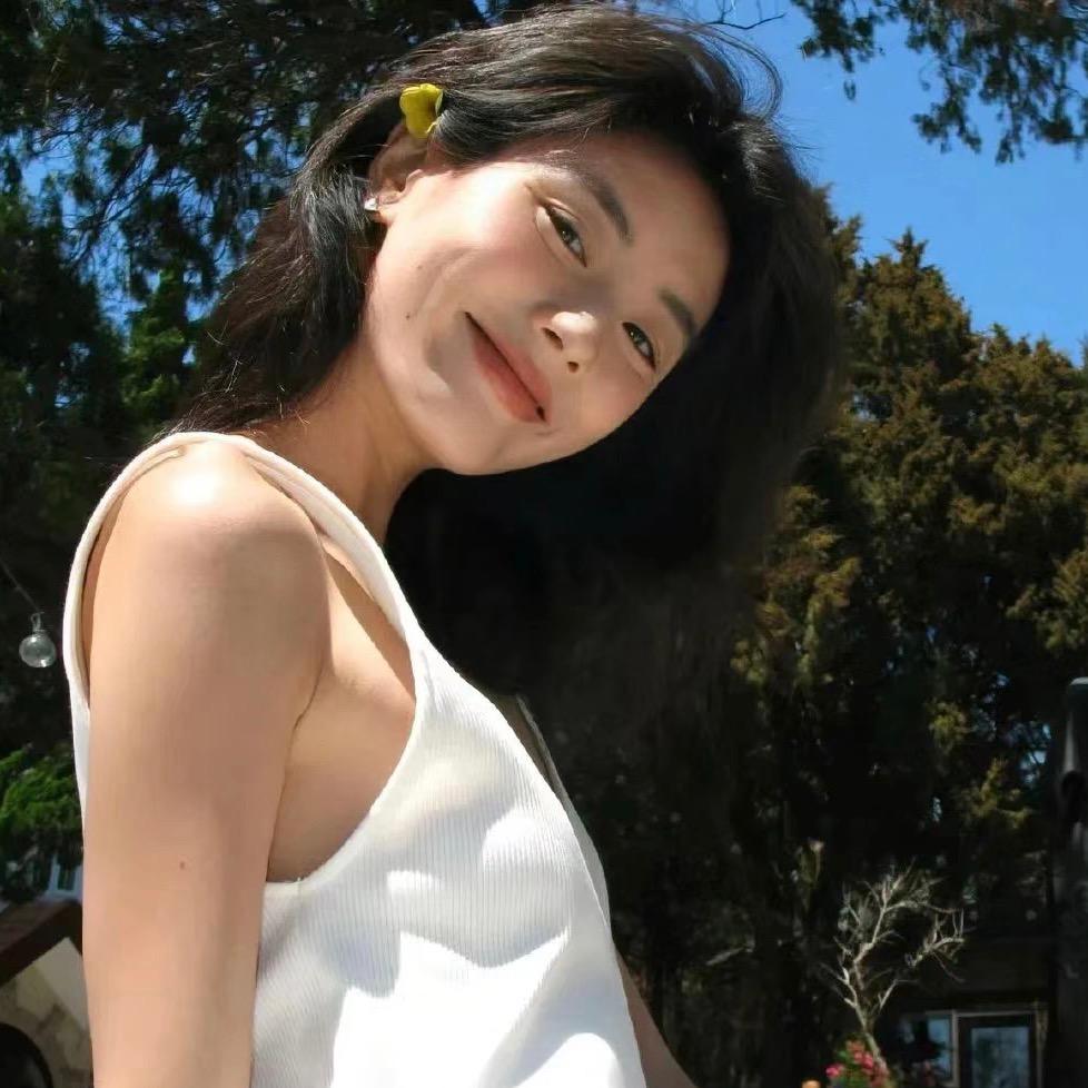 小叶吃饱饱🦆
