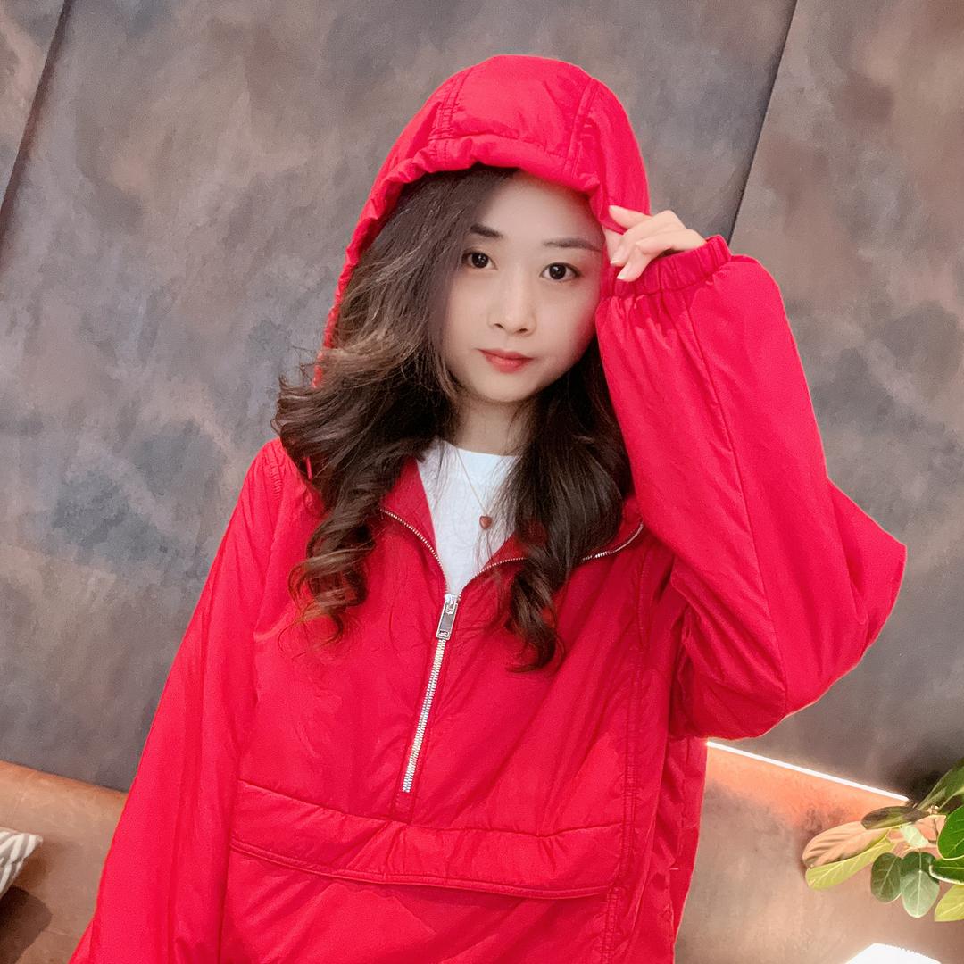 薇蒂蔓服装二分店