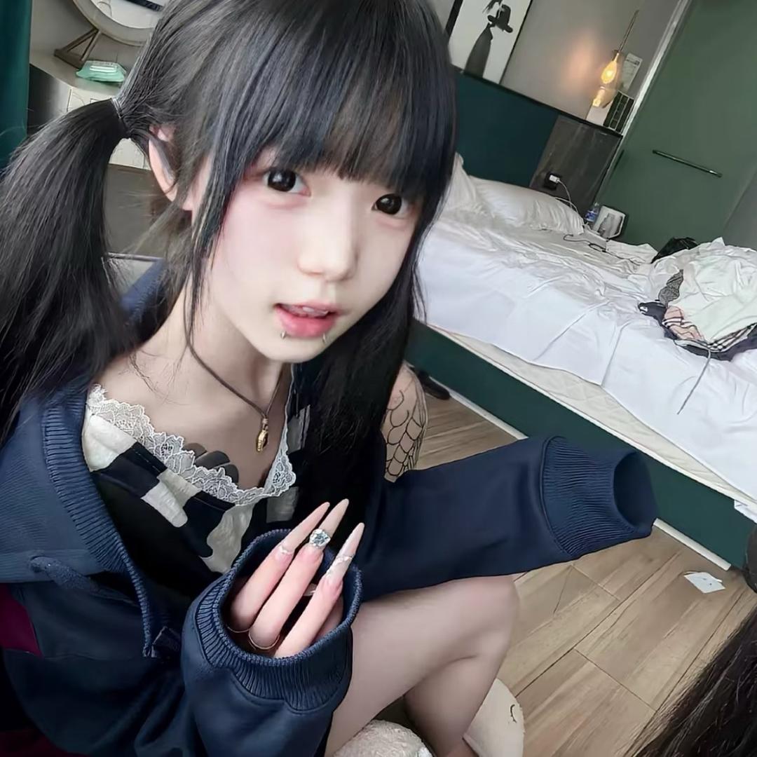 骂不过就卖萌