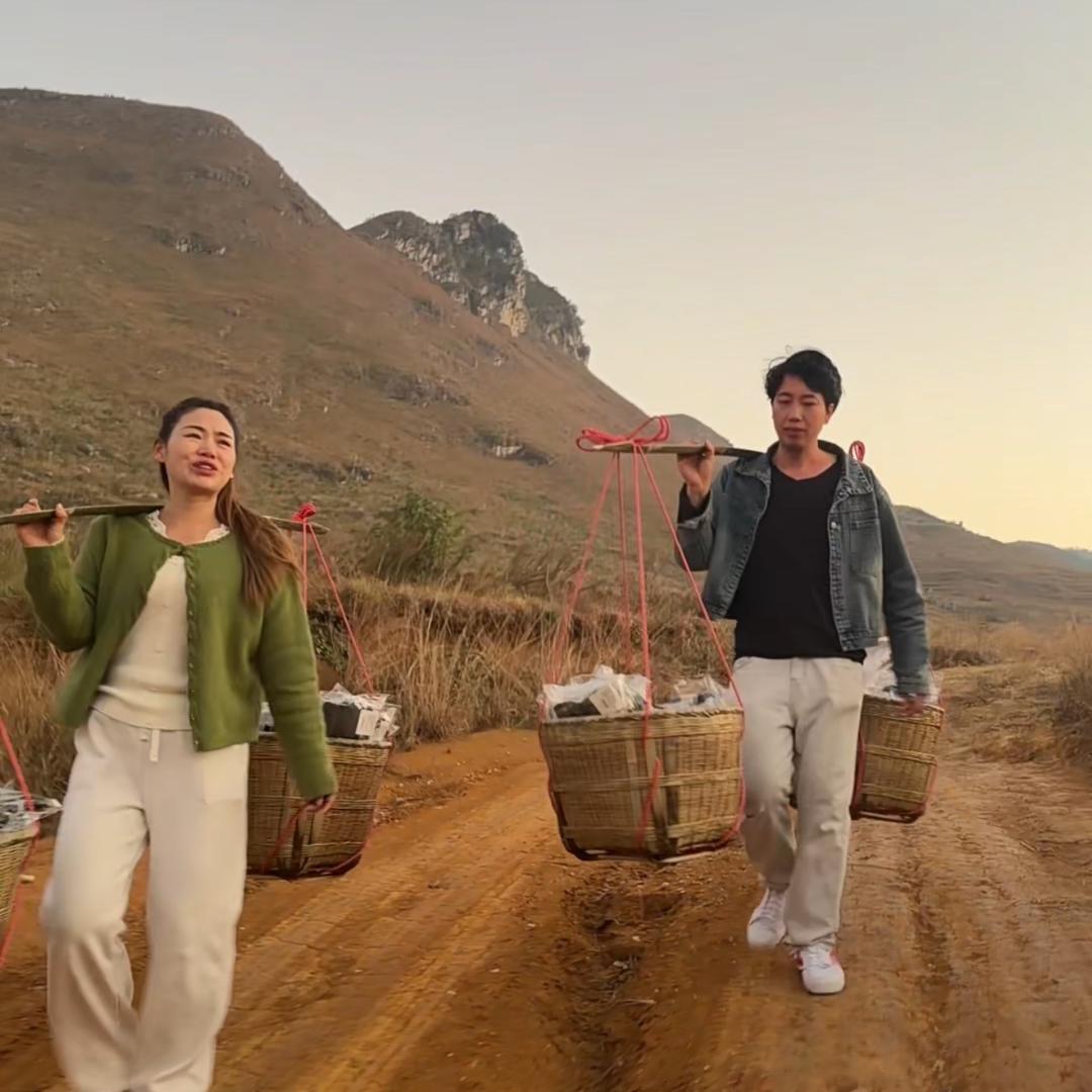 龚波（划拳争霸赛海选中）