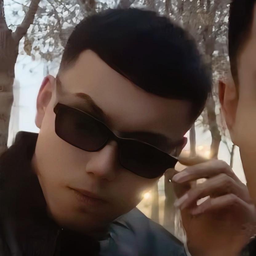 帄龙