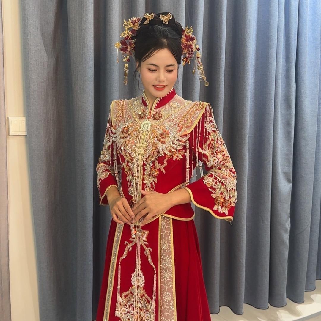 新形像中式秀禾服嫁衣