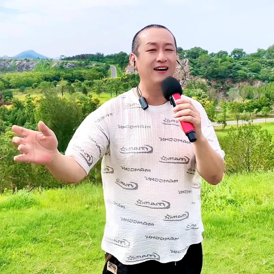 刘三歌（淄博桂英庆典传媒）