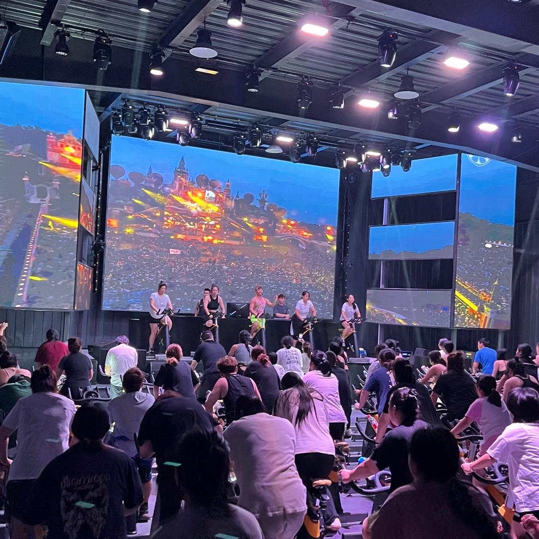 王波总教练（健身训练营）寻找月半子