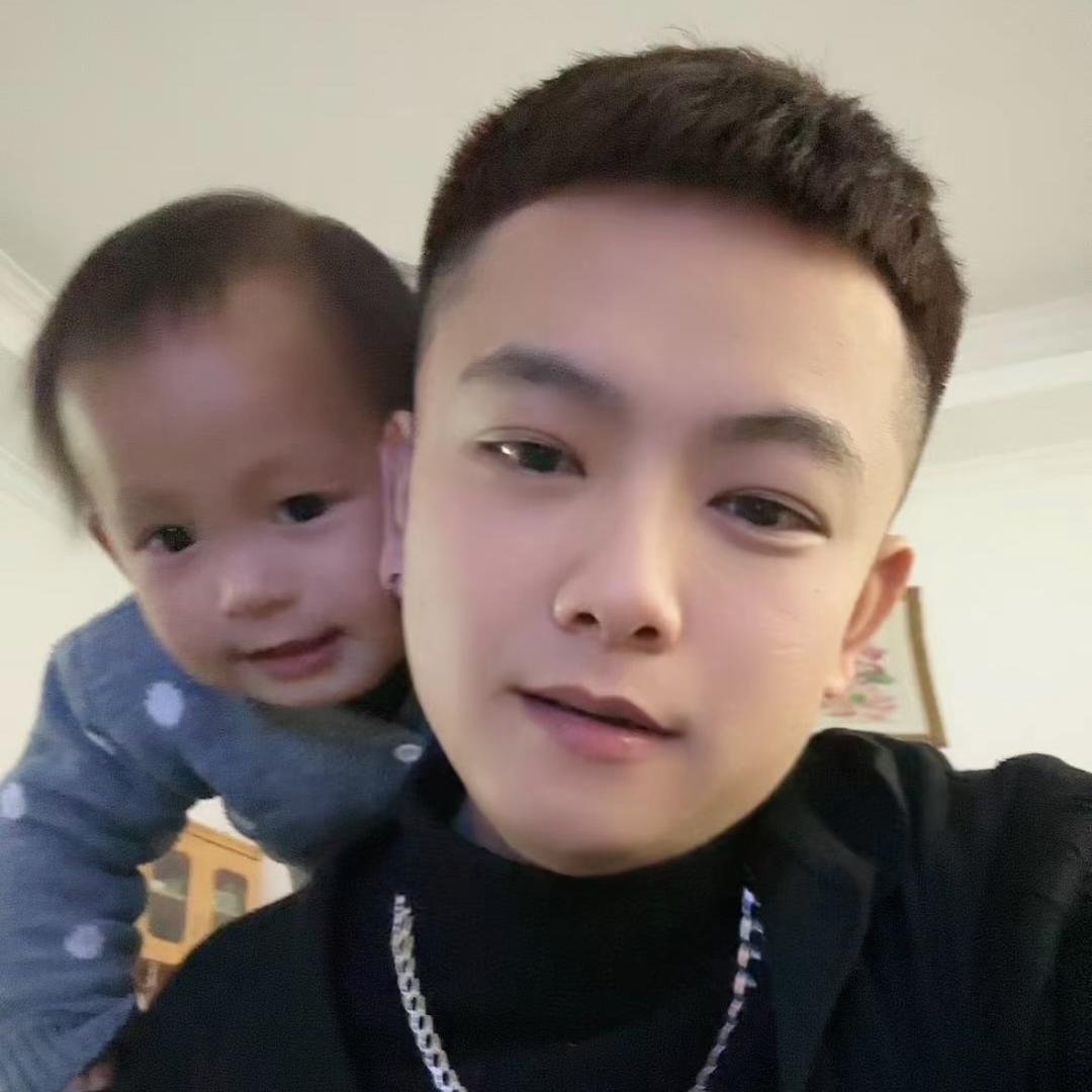 单亲爸爸陈杰
