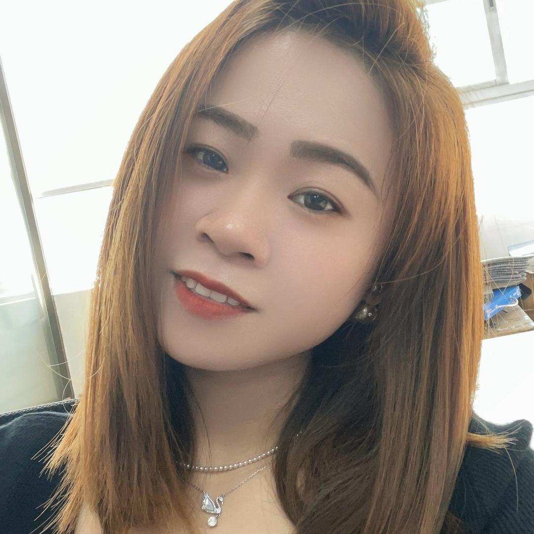 漂泊在外的妞