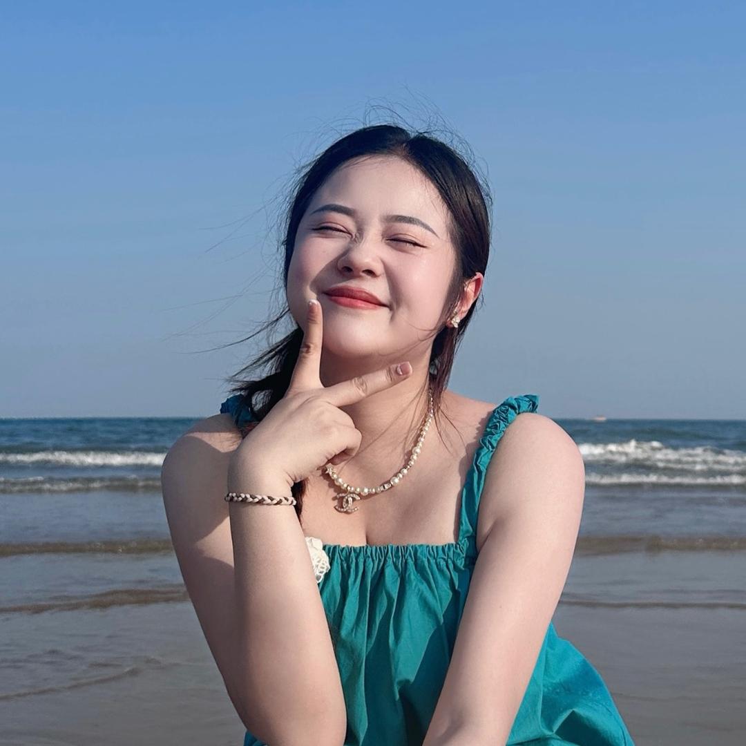 小曦🦋