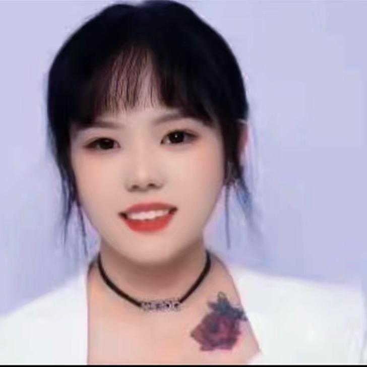 周越（陆家嘴房产）