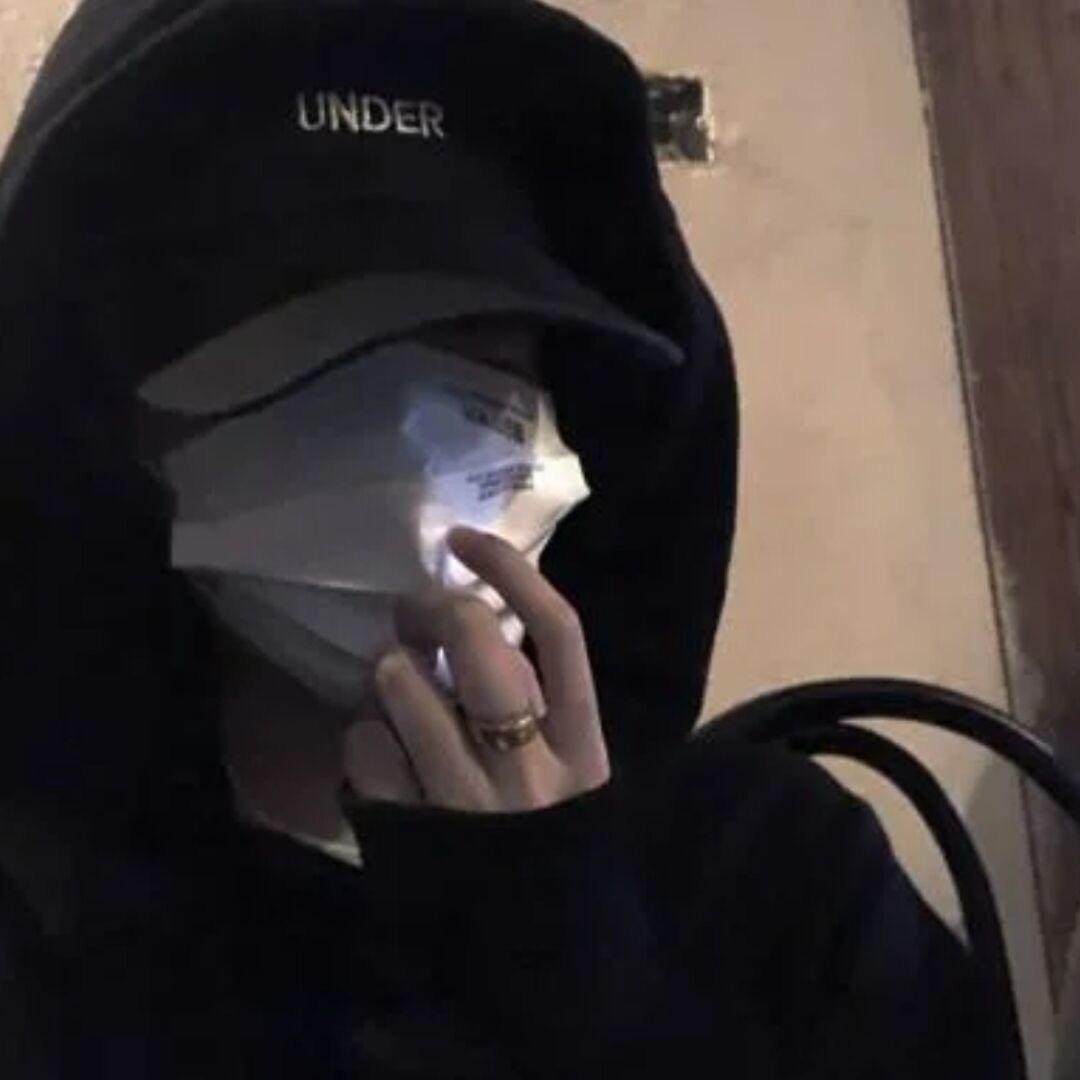 白给小凡