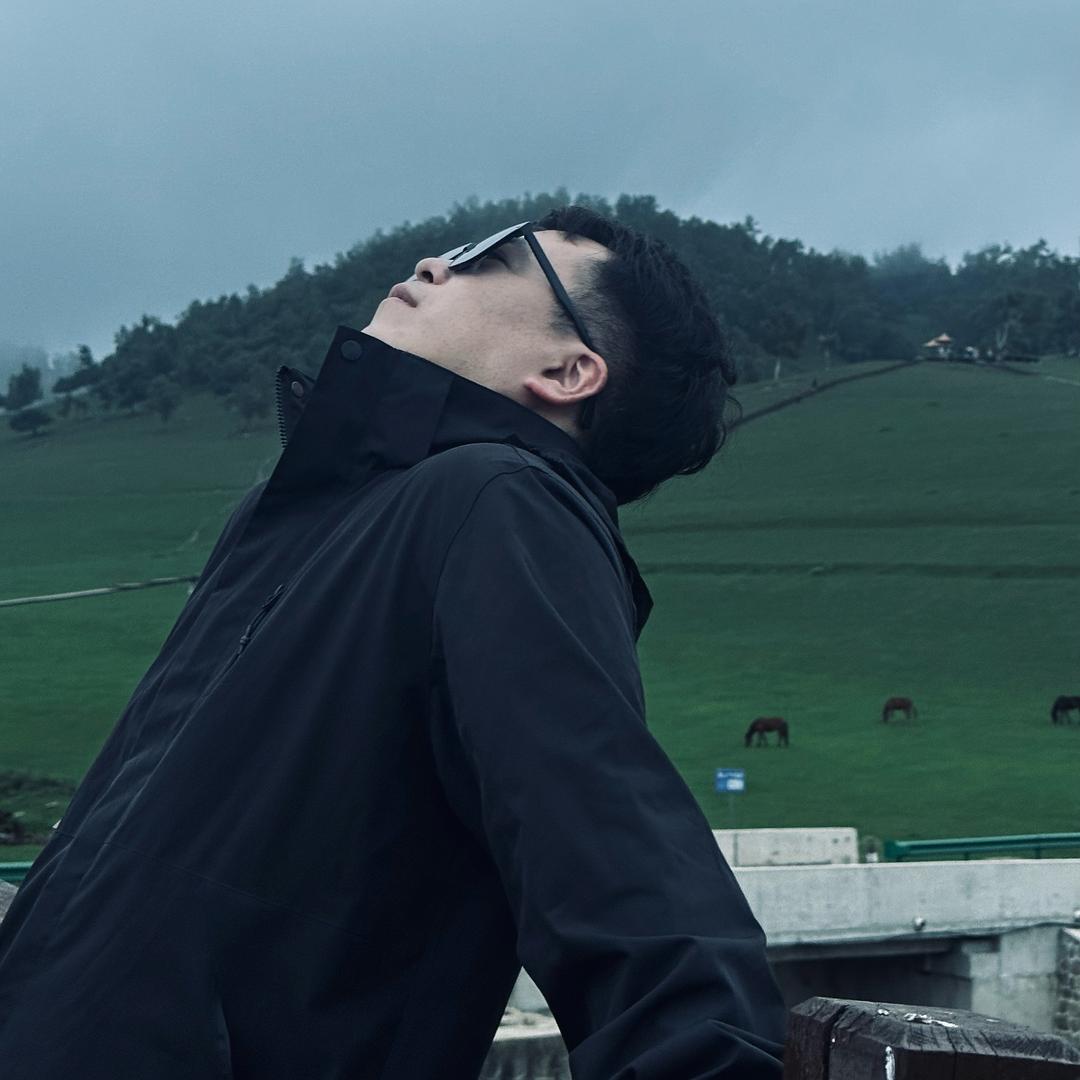 王显生