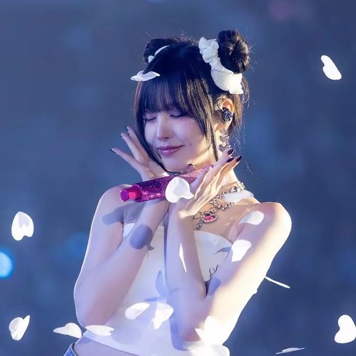 莓莓
