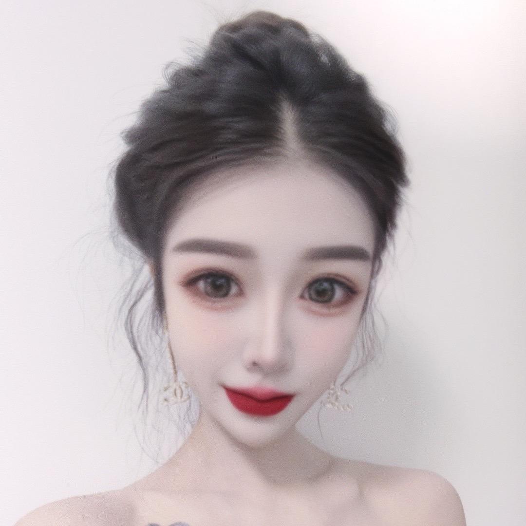 李芊芊👄