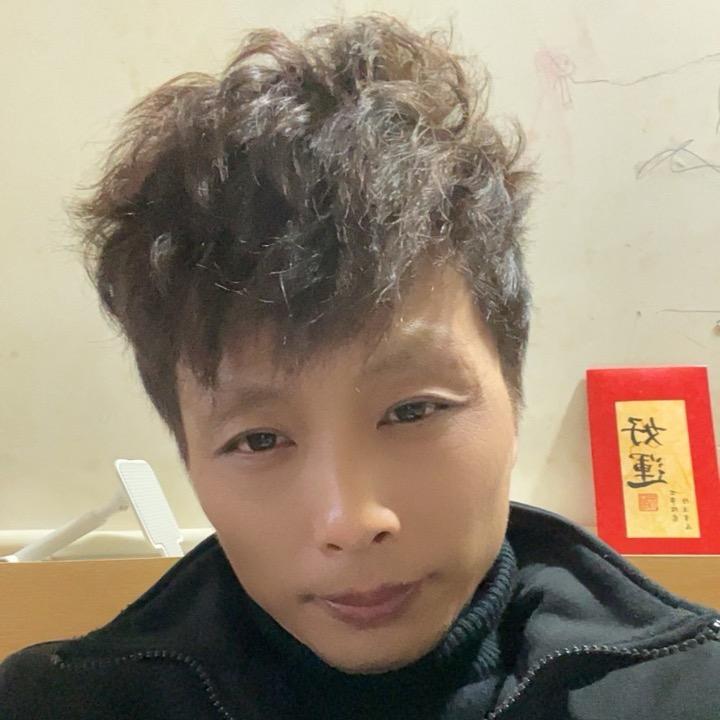 爱运动的小虎