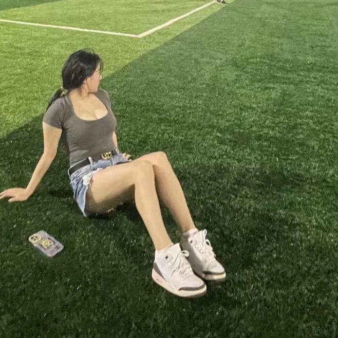 刘招摇💥💥