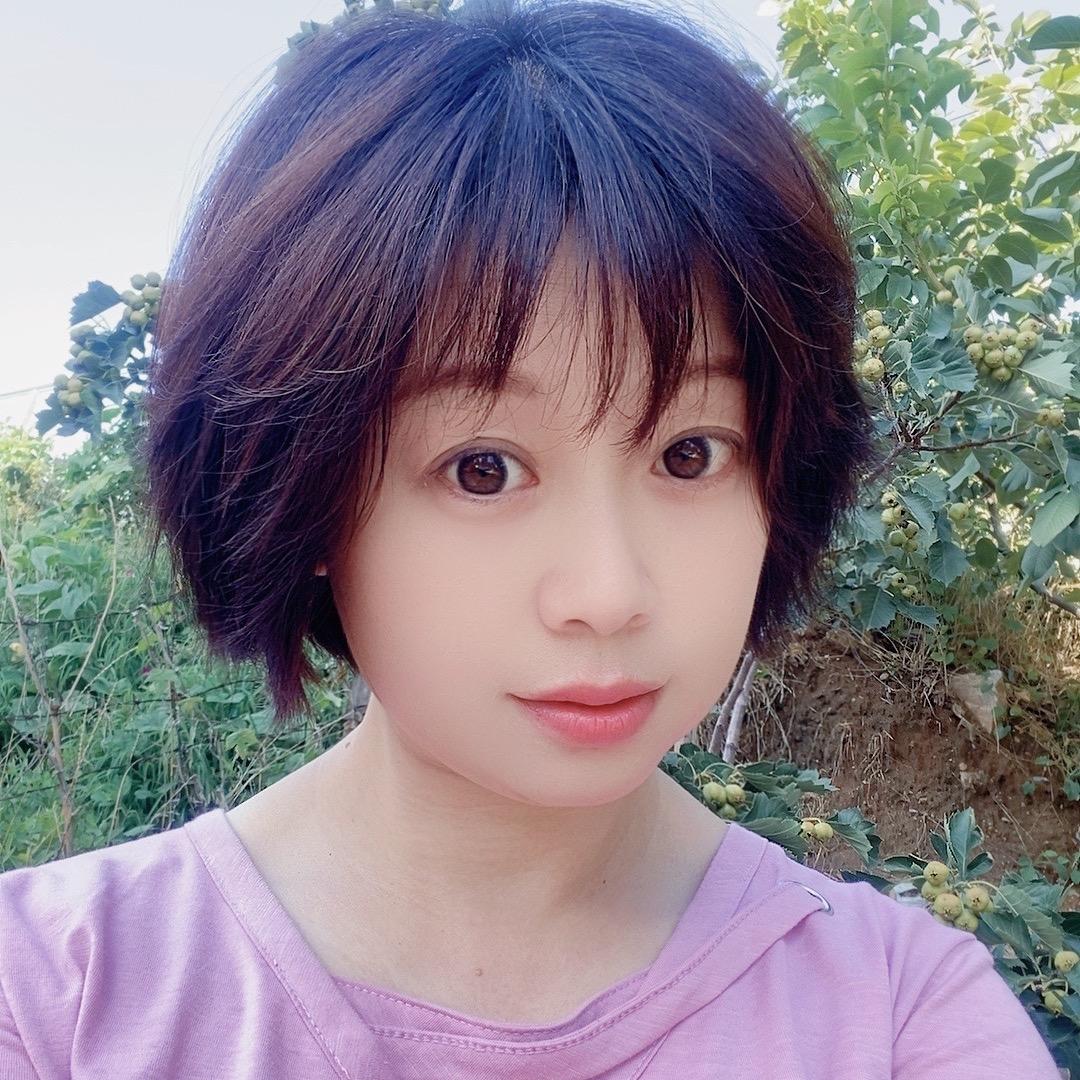小丫头吖