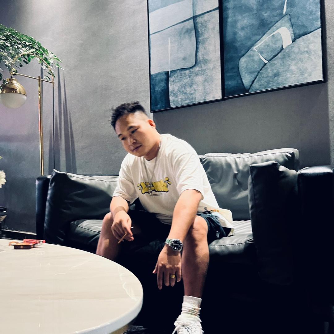 揭阳卓越剪烫-阿辉