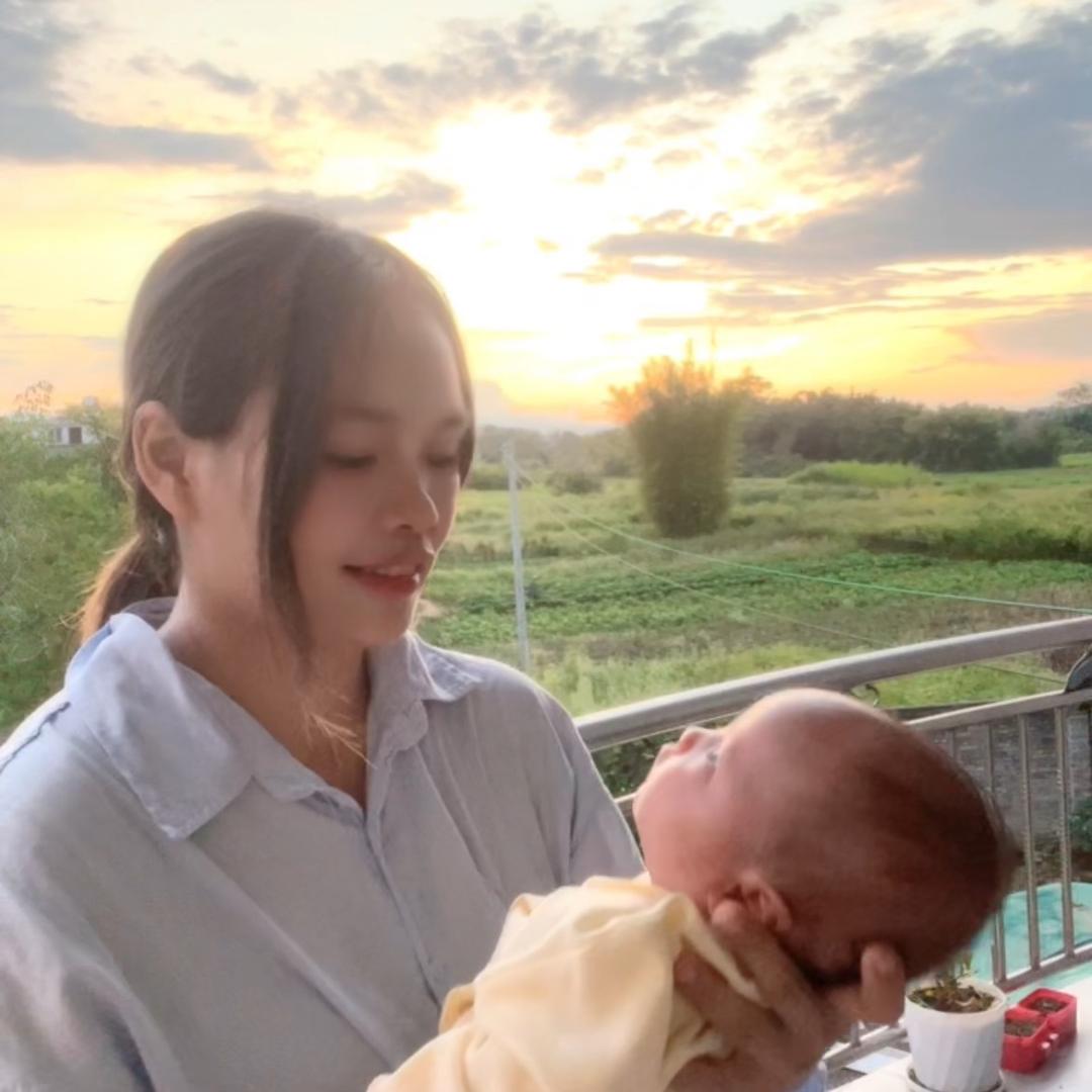 小茉莉和妈妈