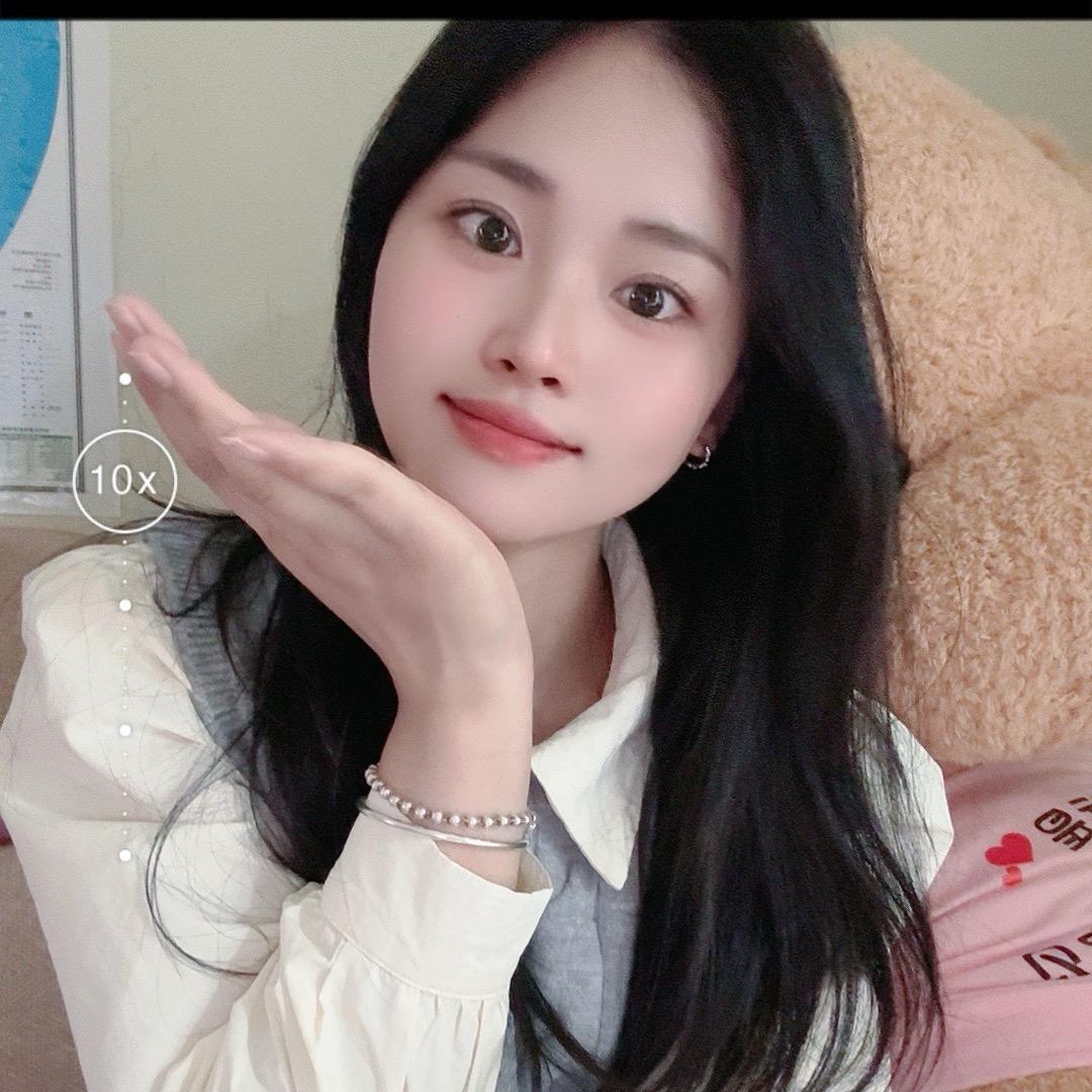 @🤡关关🤡