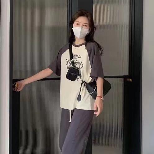 青岛七七女装实体店（丽达茂店 乐客城店)