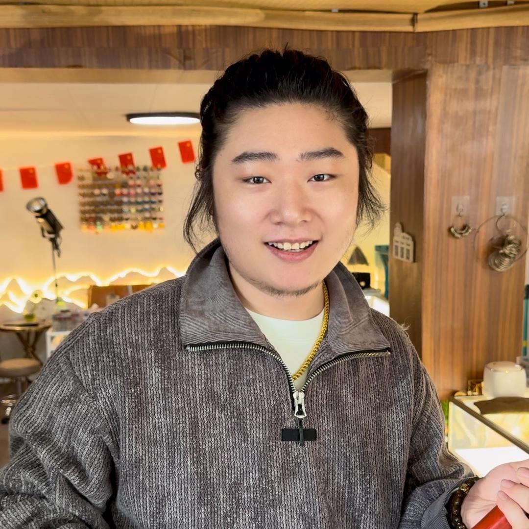 佬万家老万（青岛黄金加工）