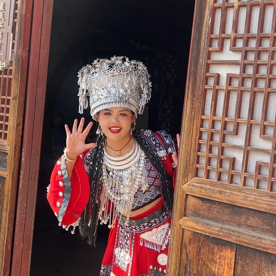 娟子吃喝玩乐