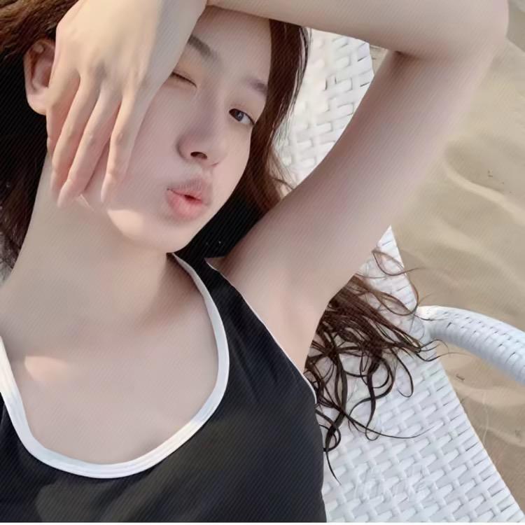 ㅤ︄ㅤ ︇︈ ︅  ︆ㅤ