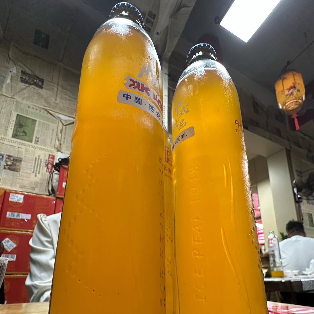 在宝鸡做门窗的佳佳