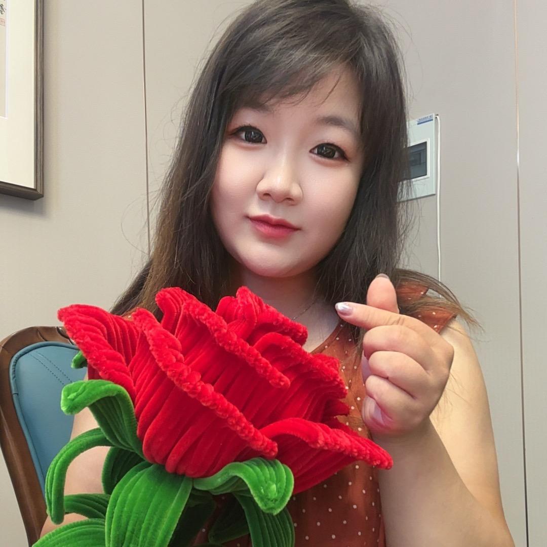李莹莹在榆树院
