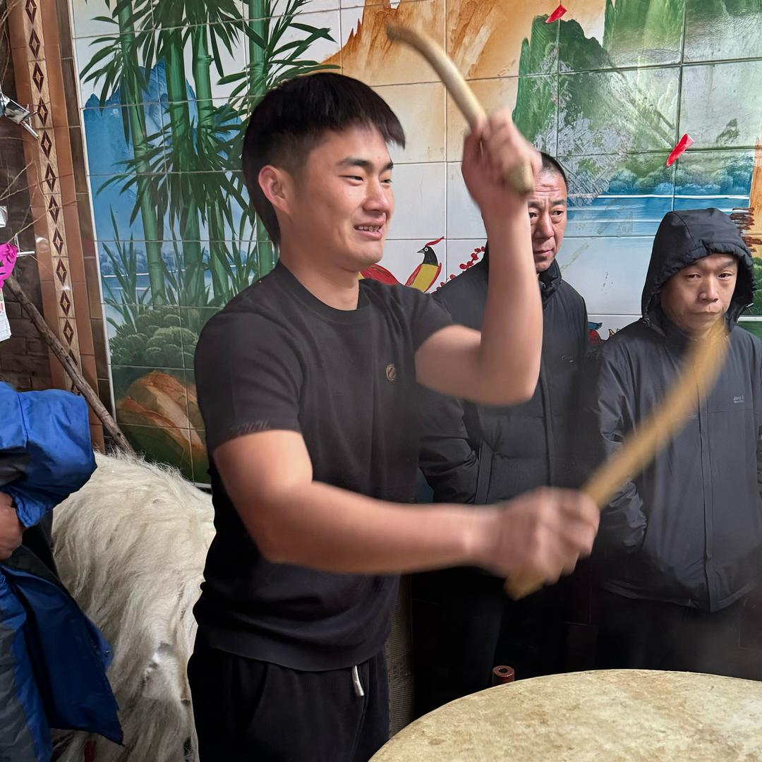 春风战鼓擂