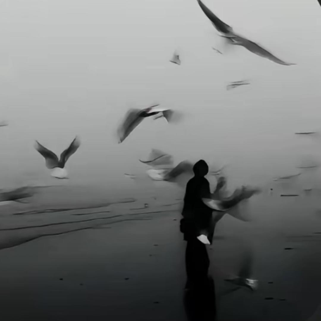 困了就睡-