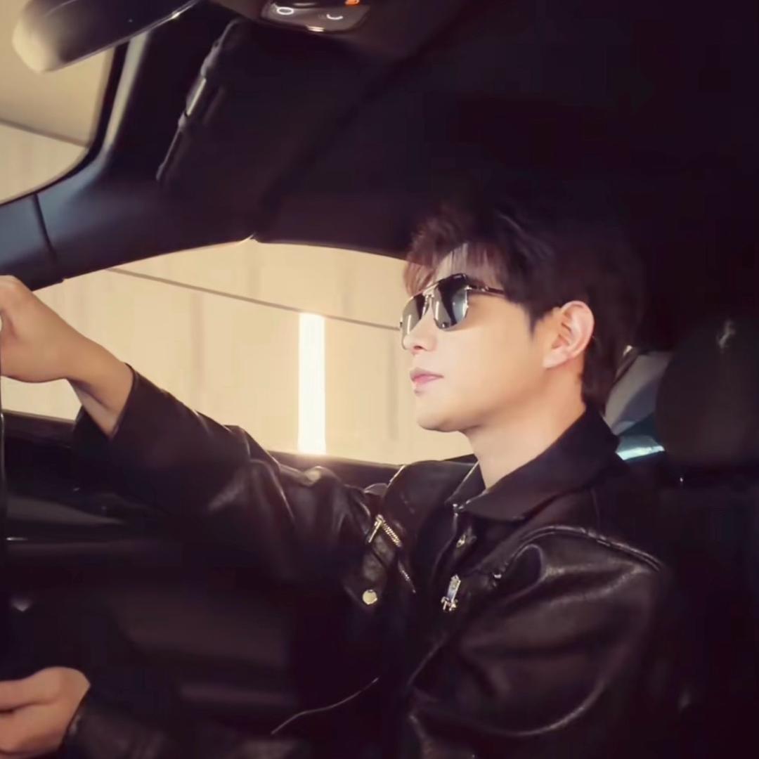 遗忘冰美式798。