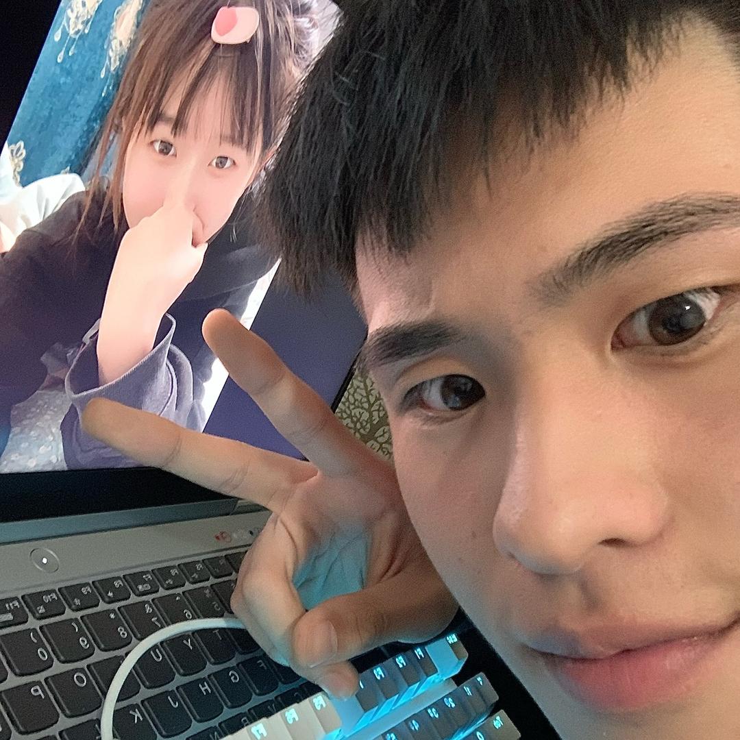 我恨有钱人.