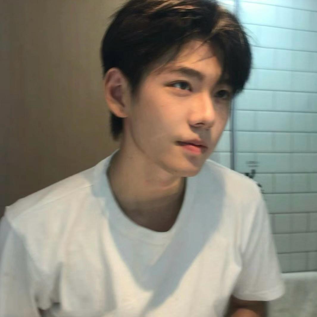 佳龙