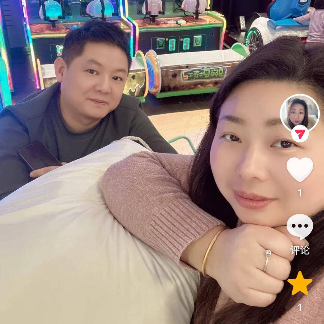 阿龙在家